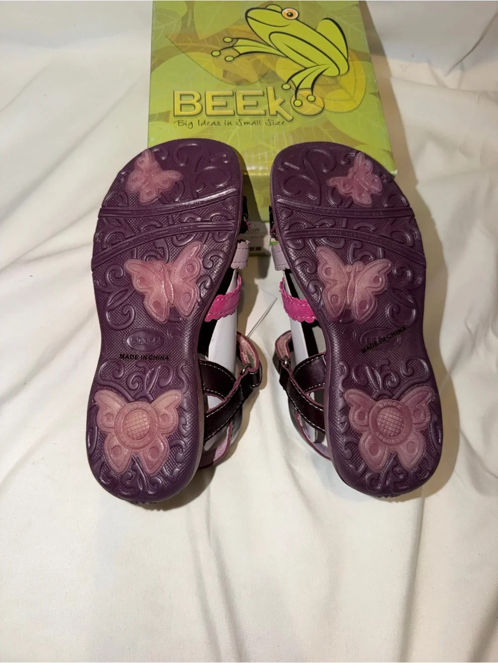 Beeko Tagna Purple Girls Sandal Size 30 Flower Scallop Straps NWT Leather